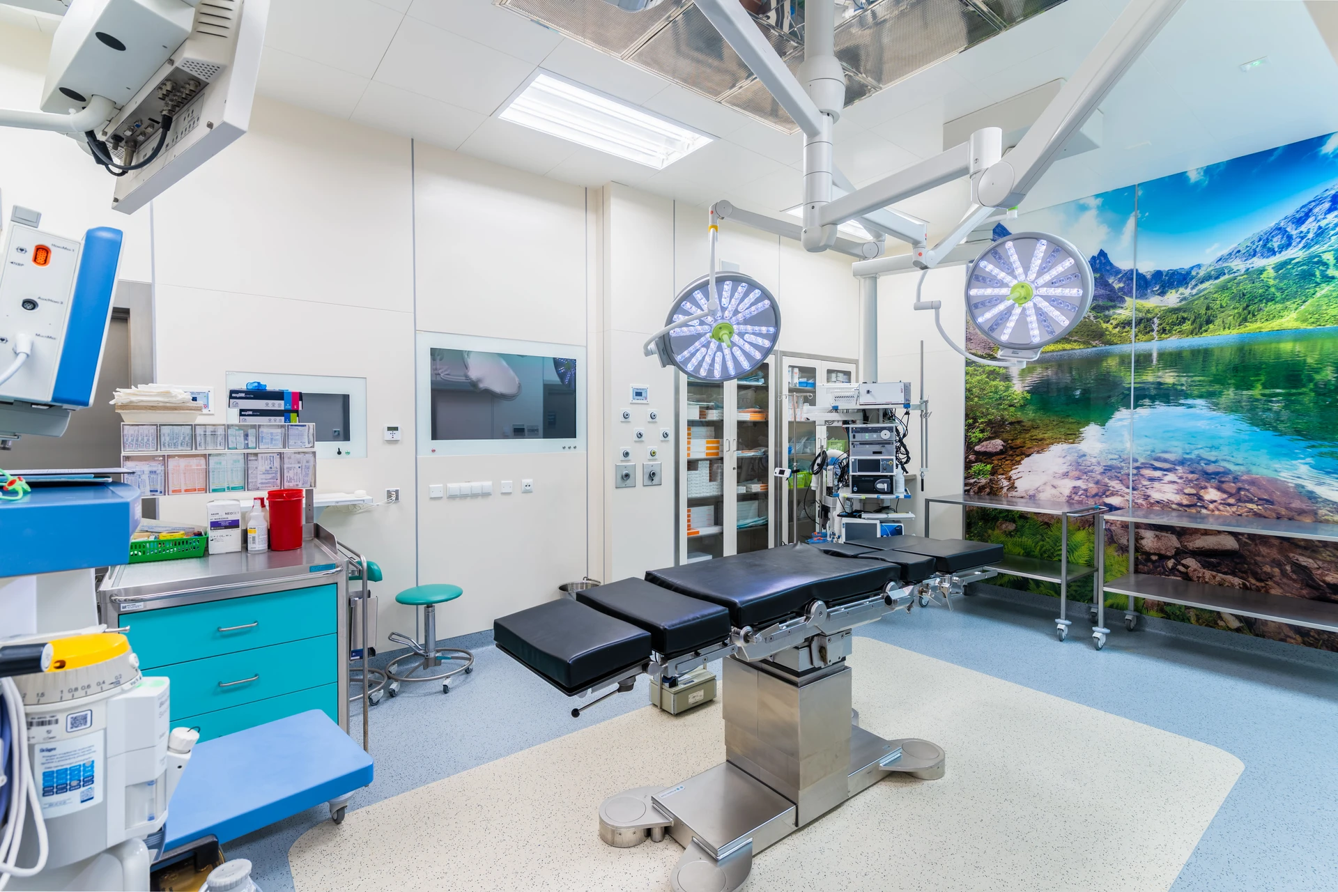 Szpital-Torun-Sale-2-min.jpg